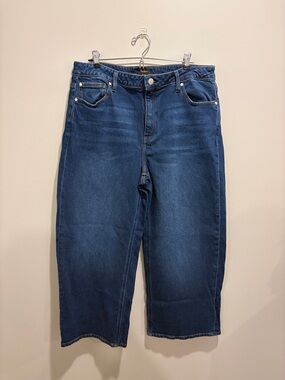 Bella Relaxed Straight Jeans - Short Inseam